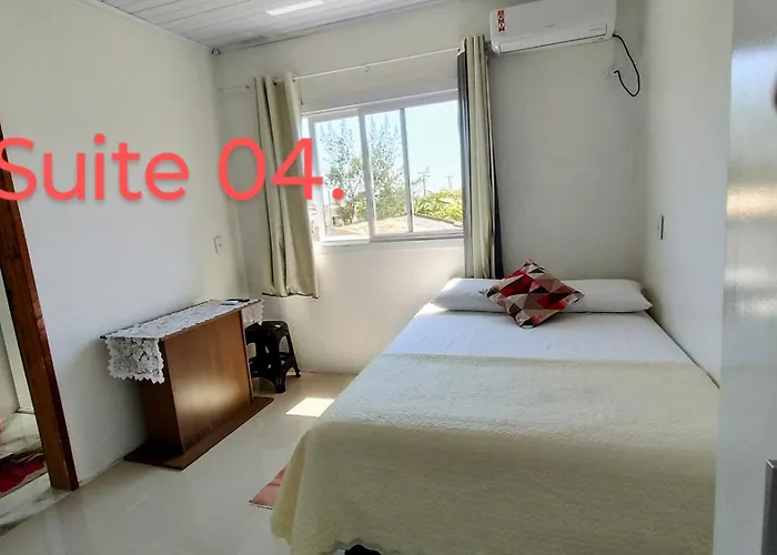Camelo locação de Suítes Individuais Pousada com Cozinha e Sala Compartilhada